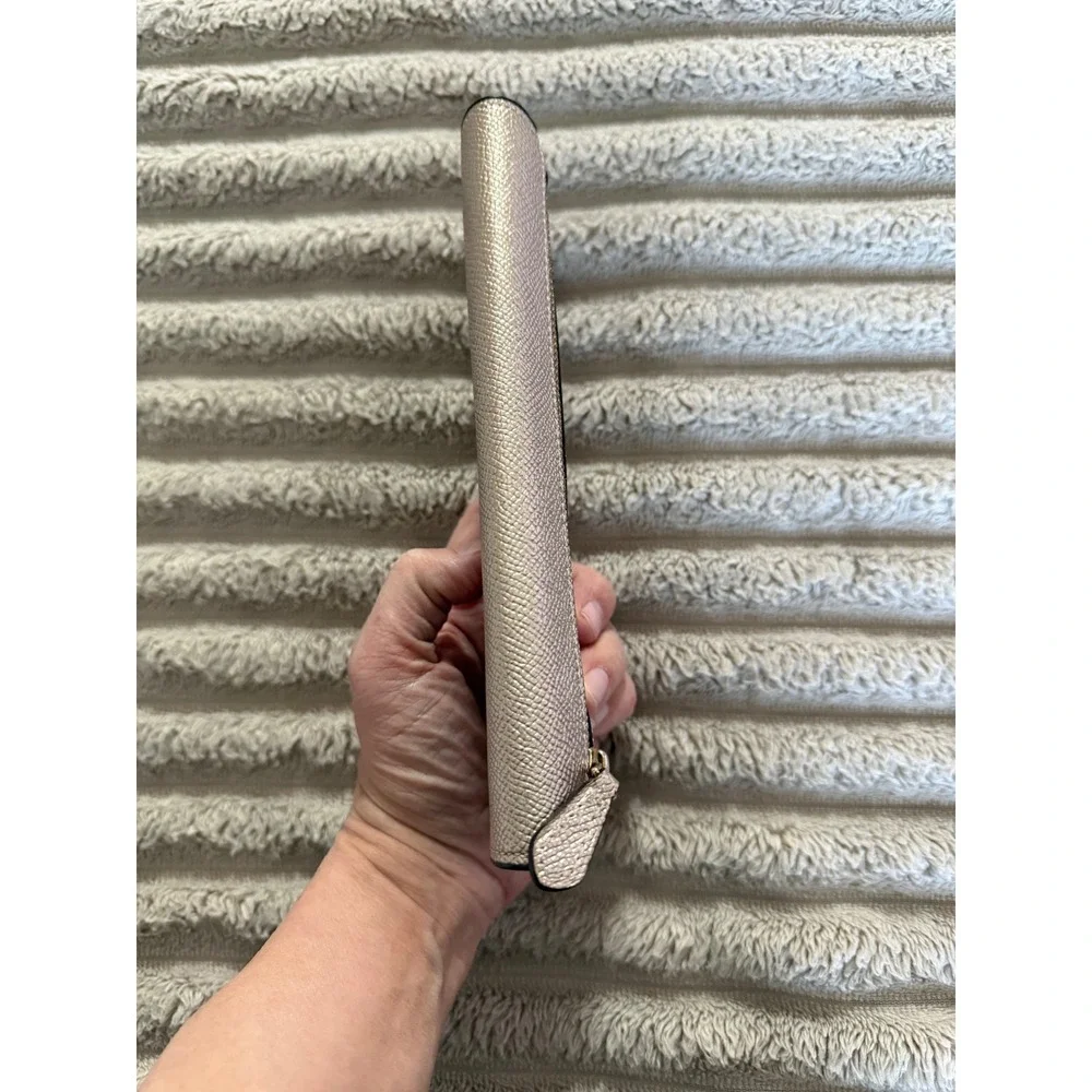 Coach Metallic Champagne Crossgrain Leather Envelope Slim Wallet Gold Logo - Picture 6 of 12